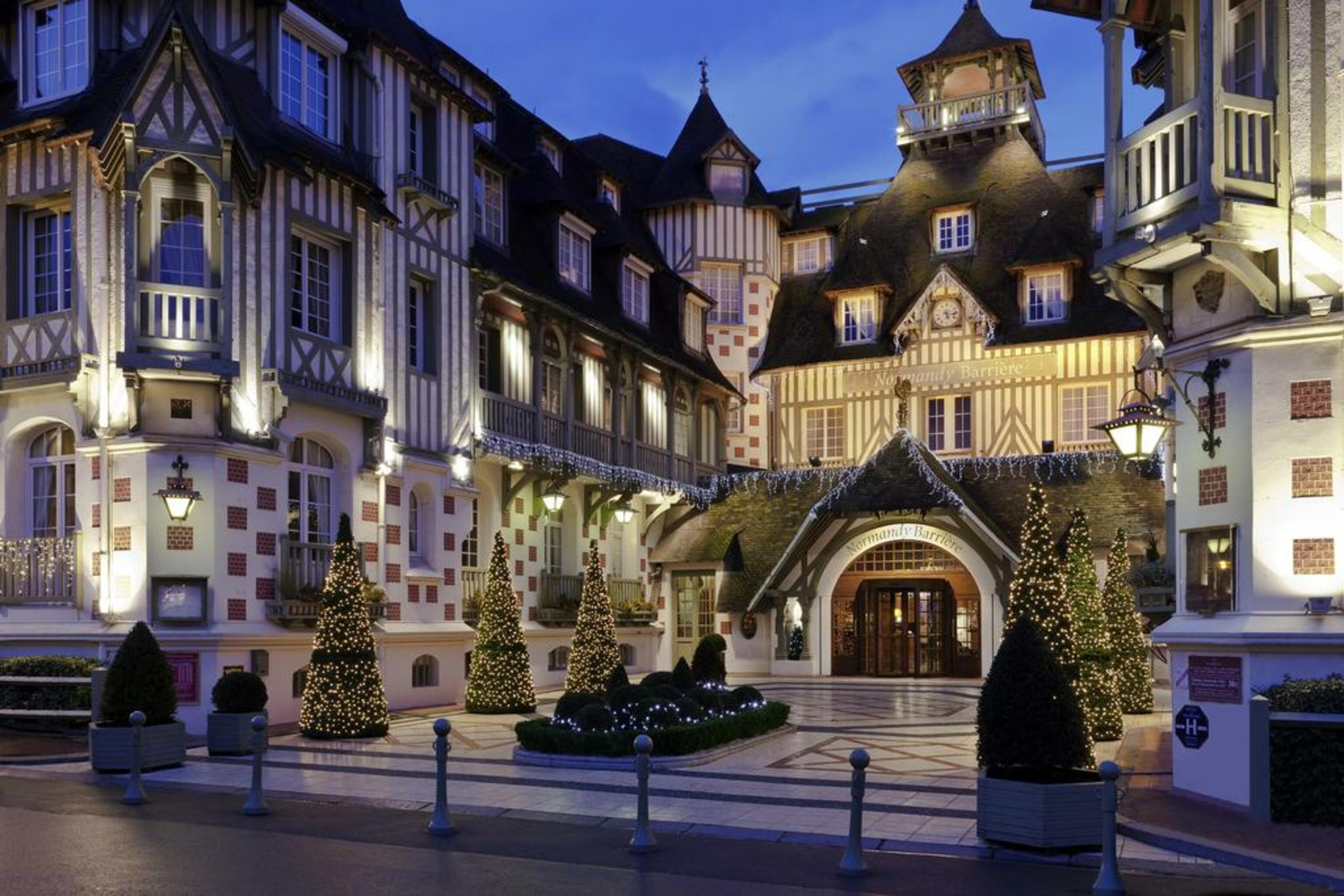 Hotel Barriere Le Normandy Deauville Exterior foto