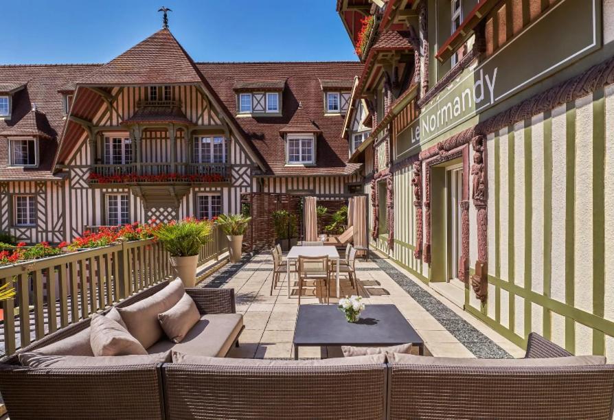 Hotel Barriere Le Normandy Deauville Exterior foto